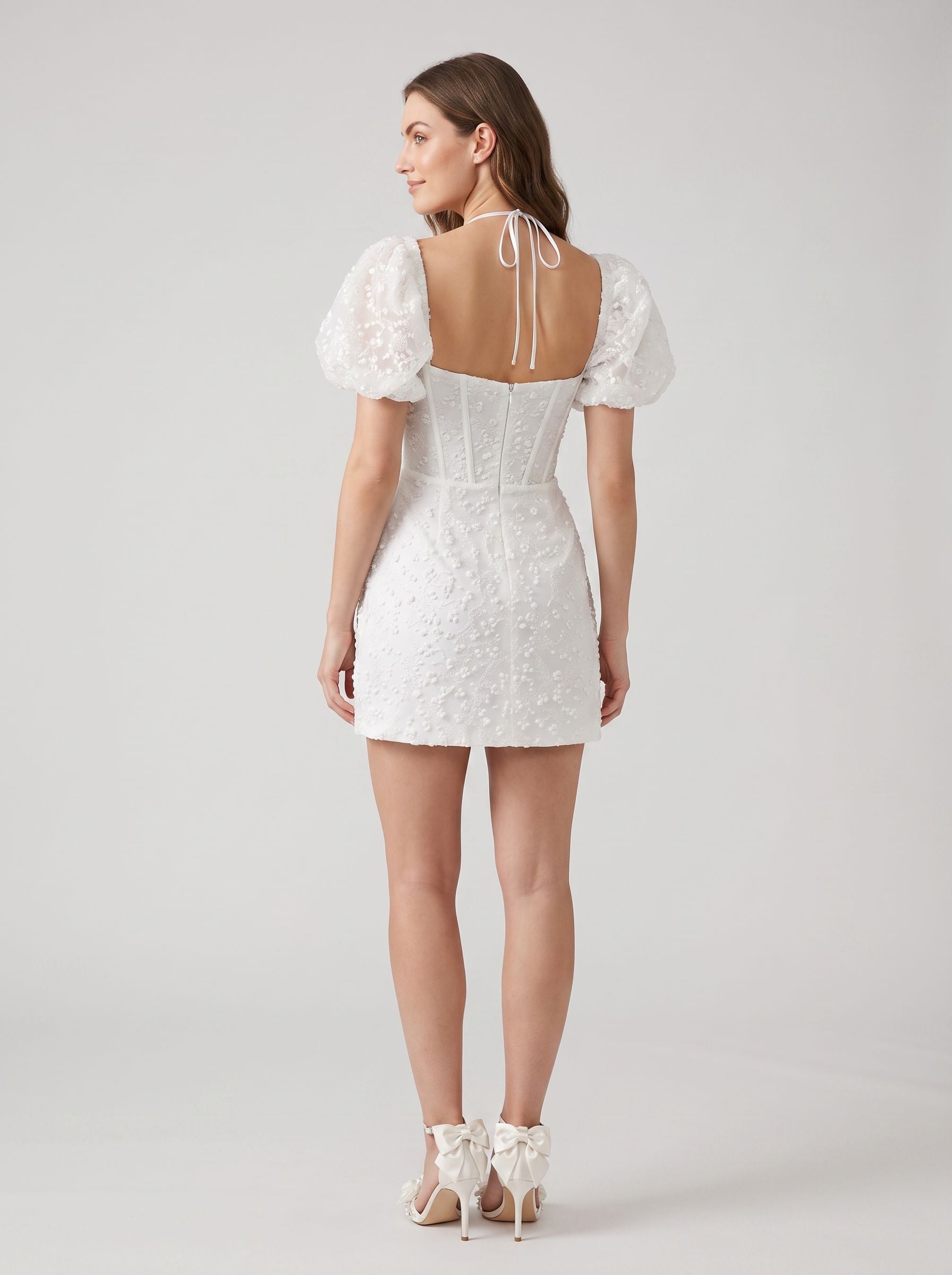 White Lace A-Line Sweetheart Back Zip Short Dress with Puff Sleeves