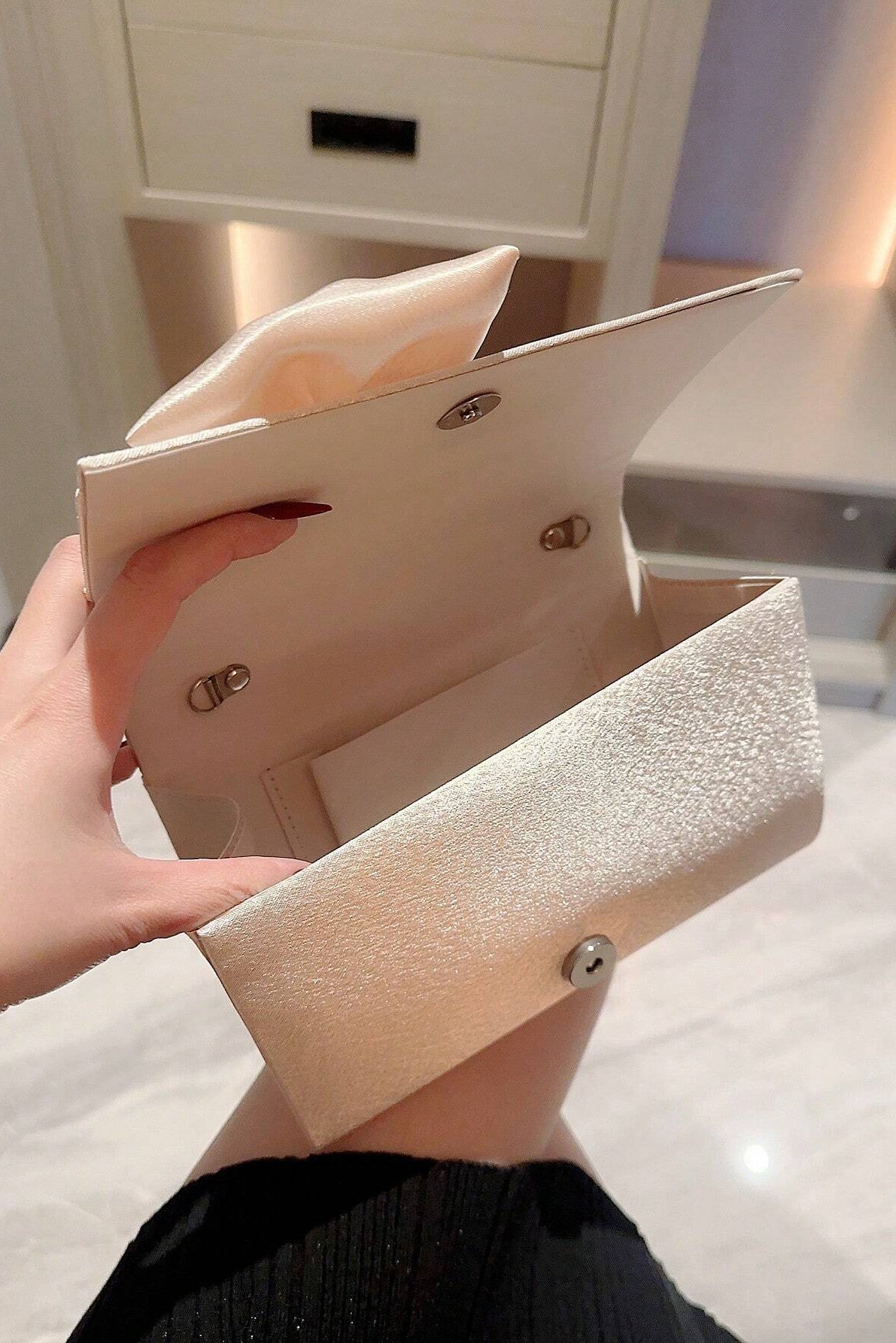 Light Blush Pink Smooth Satin Twisted Large Bow Mini Clutch Bag White Pearl Bead Handheld Handle