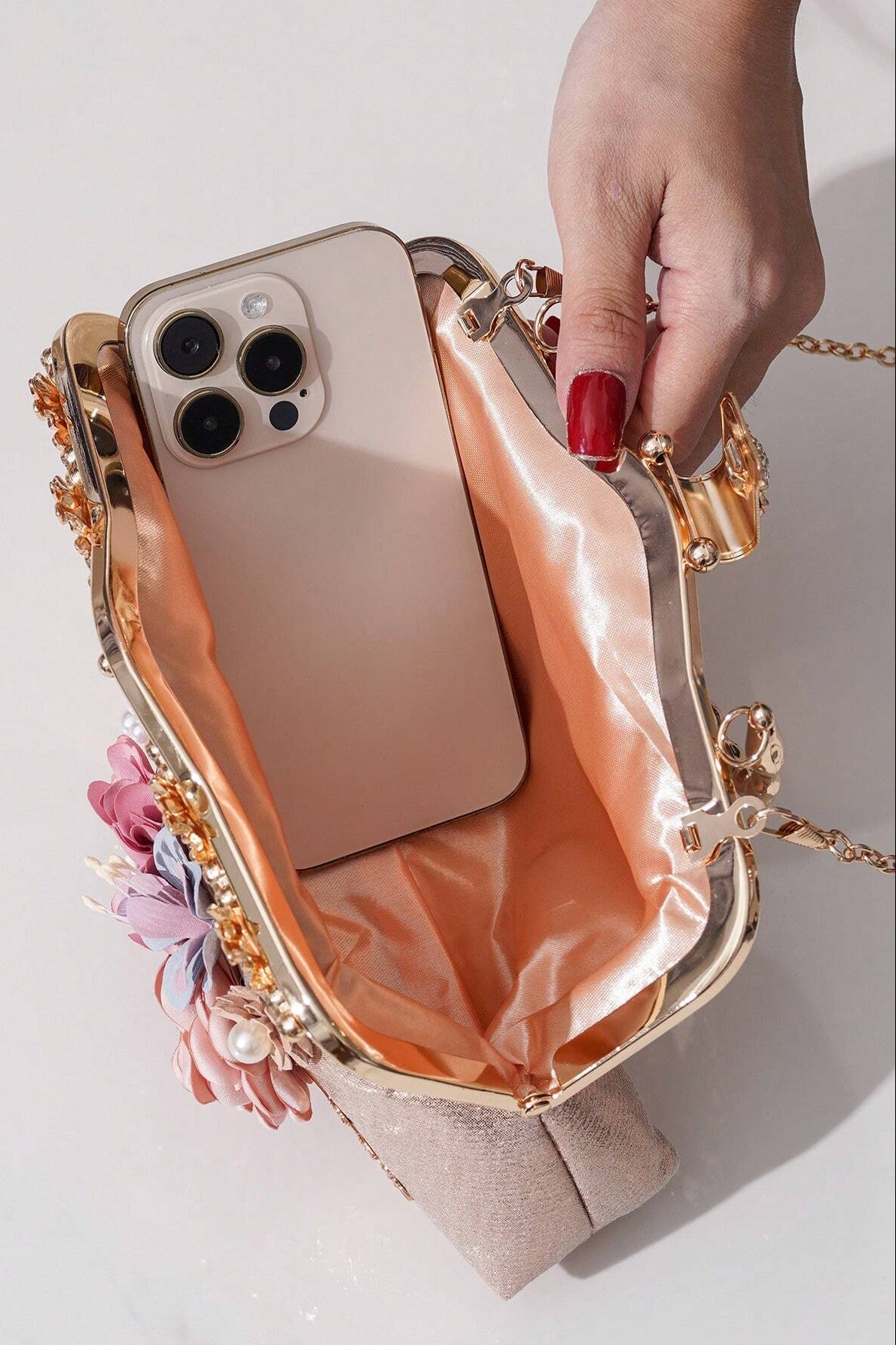 Light Champagne Shimmer Fabric 3D Floral Pearl Kiss Lock Clutch Bag Twisted Bamboo Gold Metal Top Handle