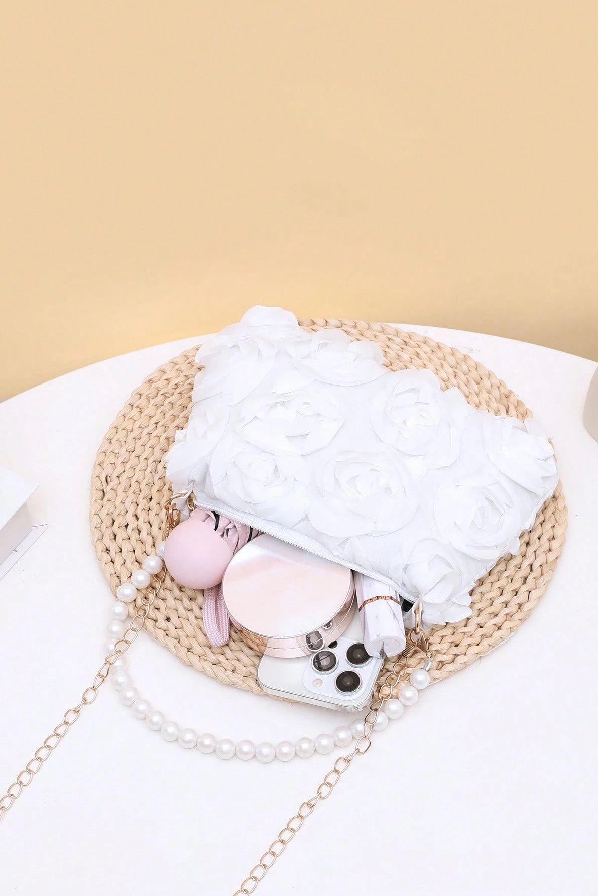 3D White Floral Zipper Clutch with Pearl Handle & Detachable Gold Crossbody Chain