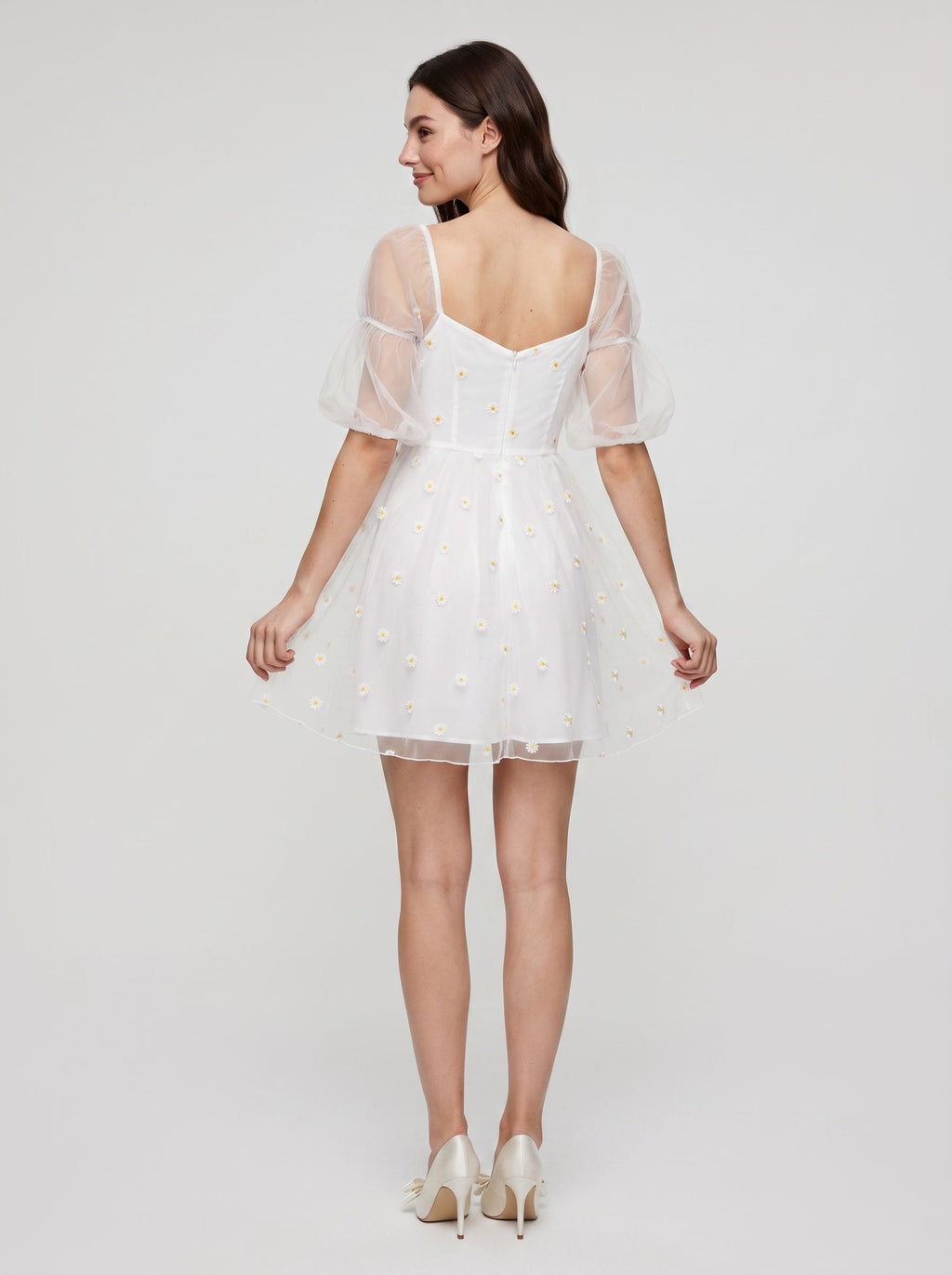 White Tulle Sheath V-Neck Back Zip Short Dress