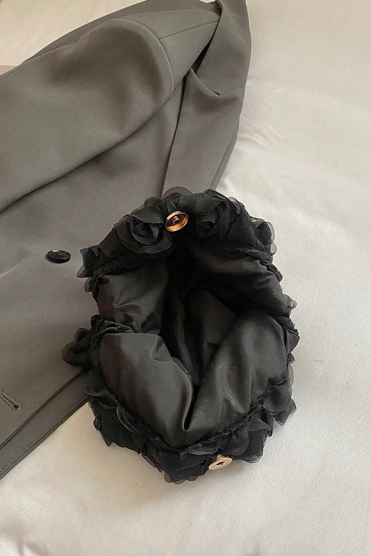 Black 3D Organza Rose Handbag Double Gold Metal Ring Handle Floral Evening Wedding Clutch Purse