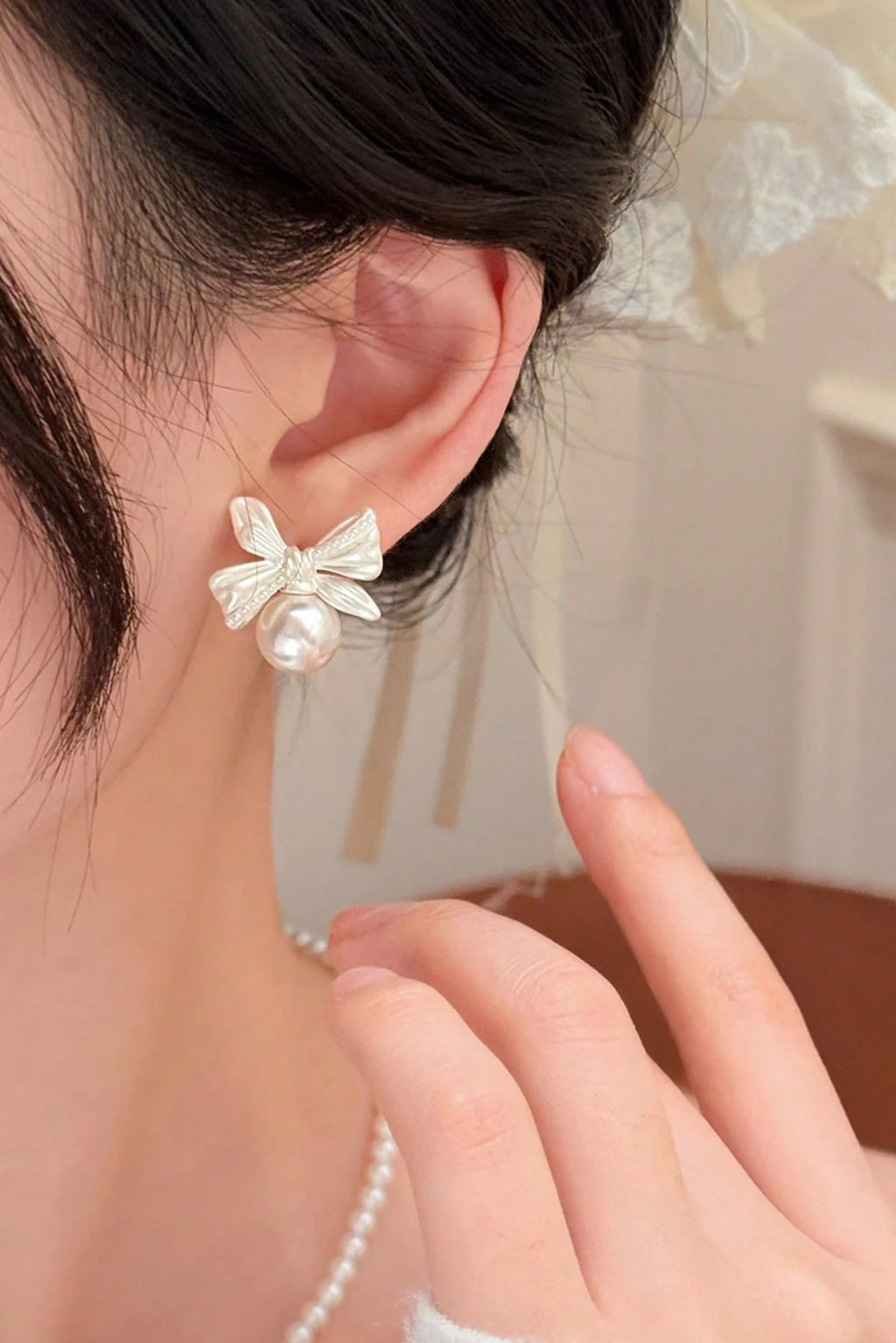 French Vintage Bow Knot Pearl Stud Earrings Silver Tone Feminine Bridal Daily Earrings