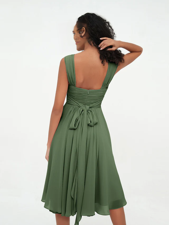 Chiffon Spaghetti-Strap Sweetheart Neckline Ruched Bodice Tea-Length A-Line Bridesmaid Dresses