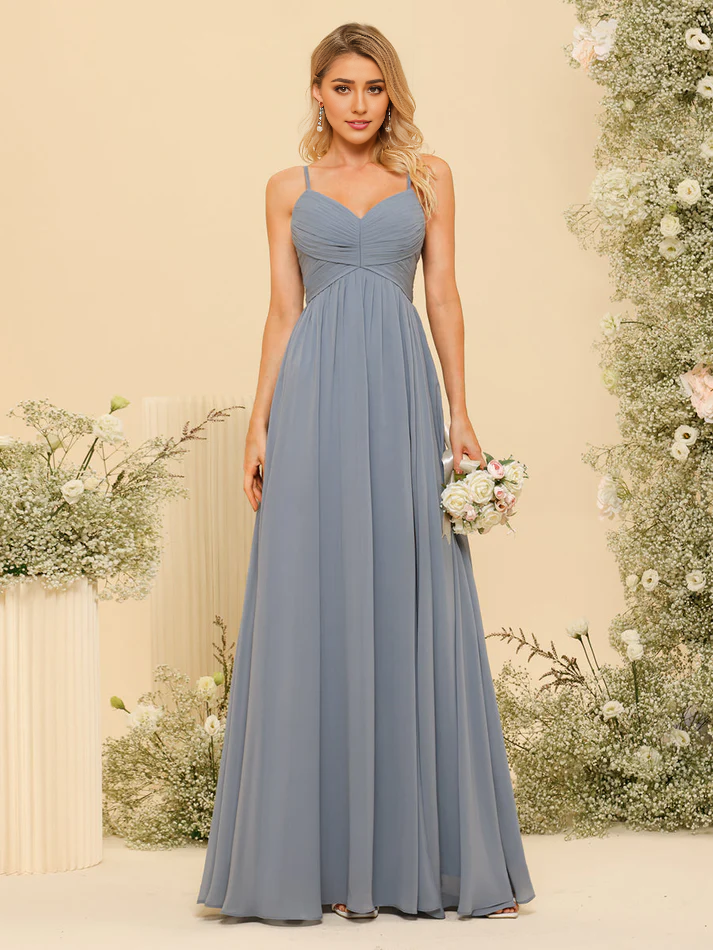 Chiffon Spaghetti-Strap Sweetheart Neckline High-Slit A-Line Floor-Length Modern Bridesmaid Dress