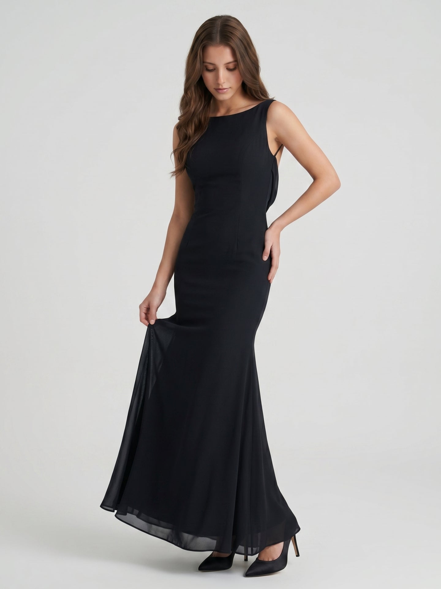 Black Chiffon Mermaid Scoop Neck Backless Floor-Length Bridesmaid Dress