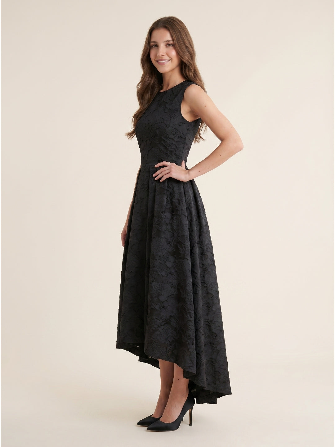 Black Jacquard A-Line Scoop Neck Back Zip Floor-Length Mother of the Bride Dresses with Ruffle