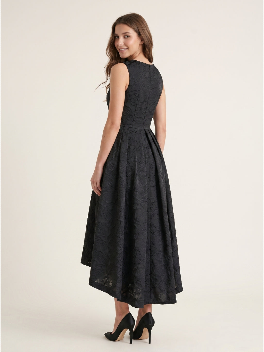 Black Jacquard A-Line Scoop Neck Back Zip Floor-Length Mother of the Bride Dresses with Ruffle