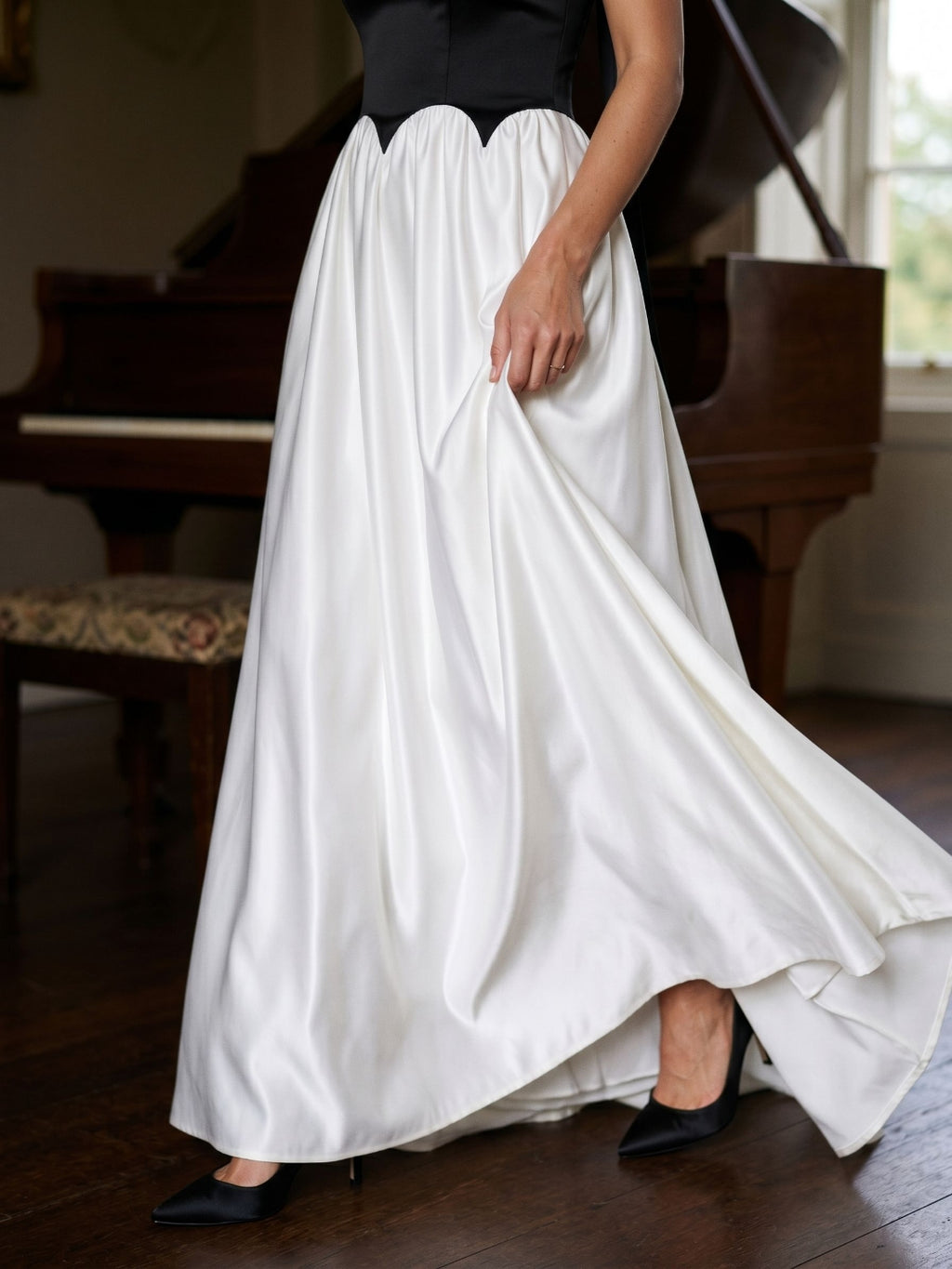Black Satin A-Line Sweetheart Back Zip Floor-Length Dress