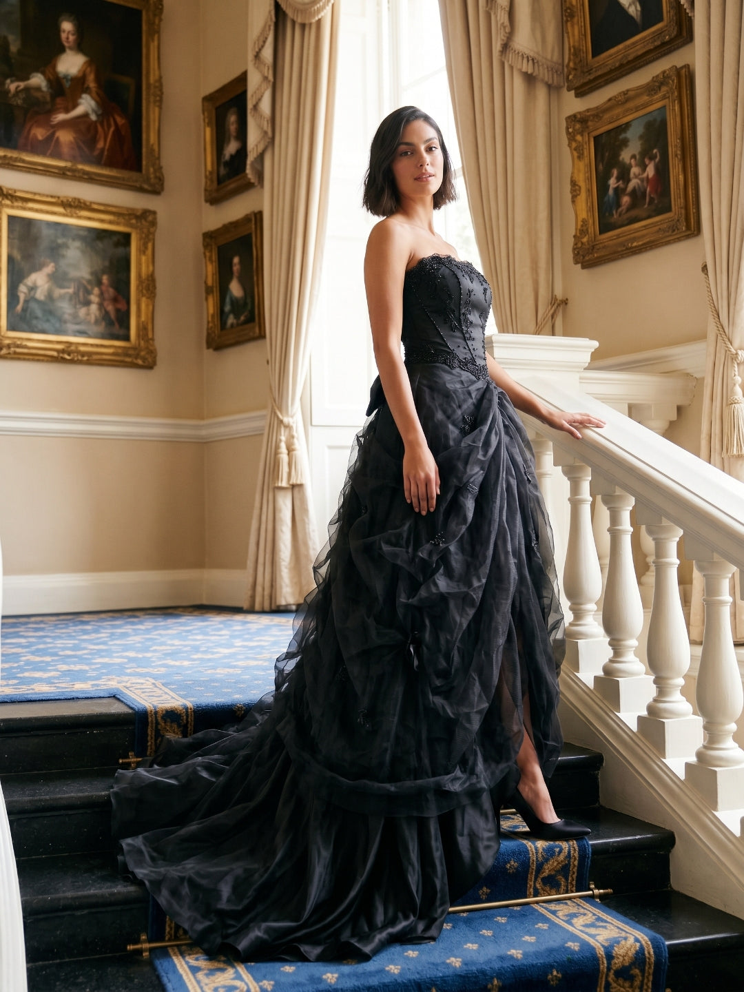 Black Tulle A-Line Straight Neck Criss-Cross Strap Floor-Length Prom Dress