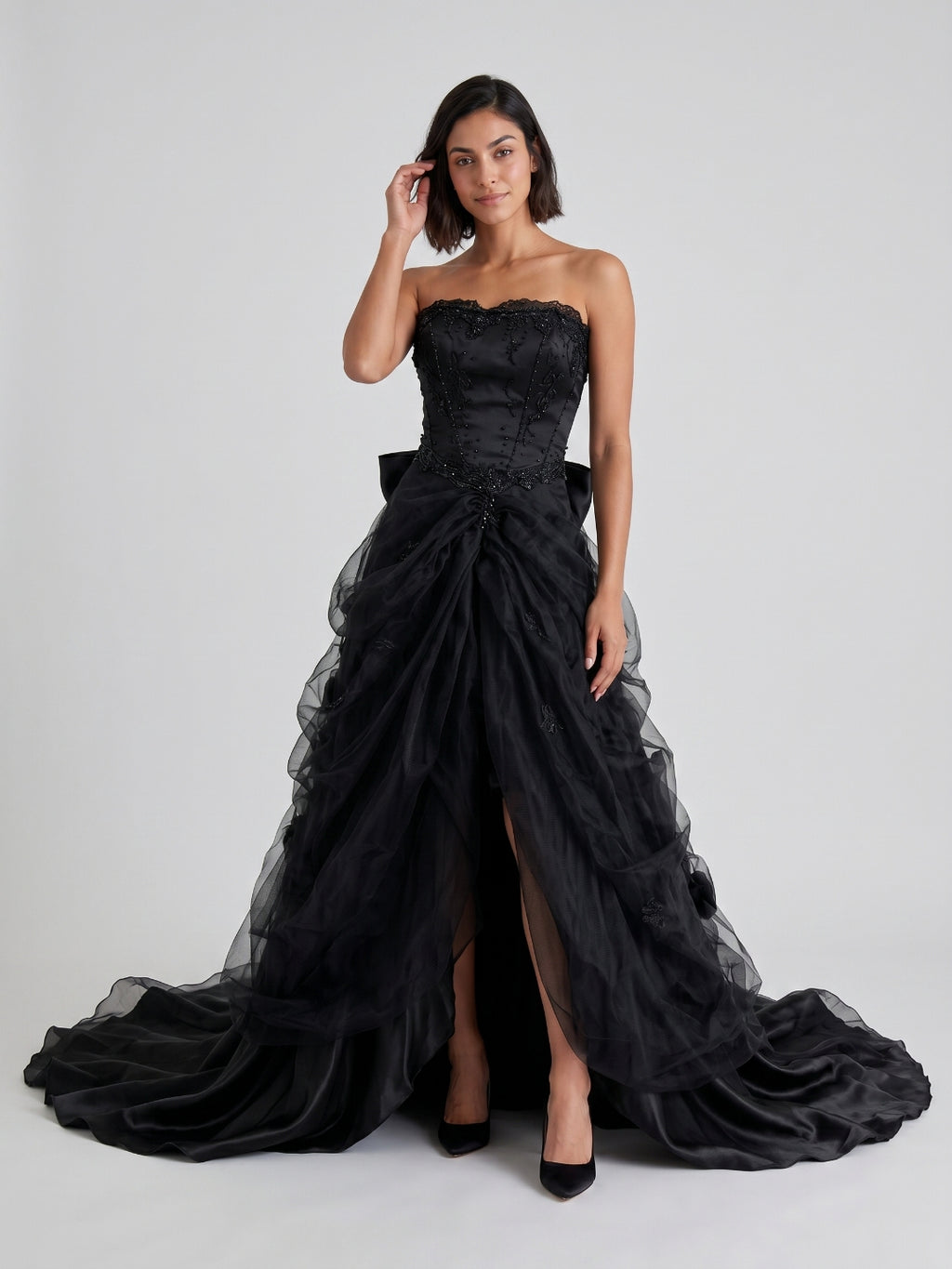 Black Tulle A-Line Straight Neck Criss-Cross Strap Floor-Length Prom Dress