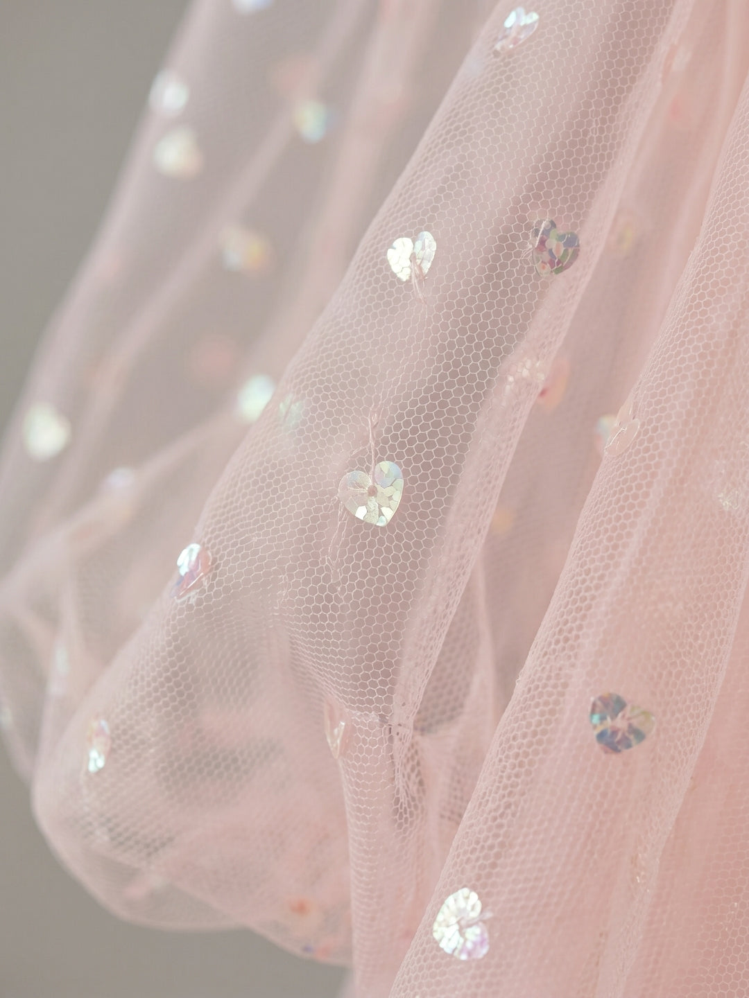 Blushing Pink Tulle A-Line Sweetheart Back Zip Short Homecoming Dress with Sequins