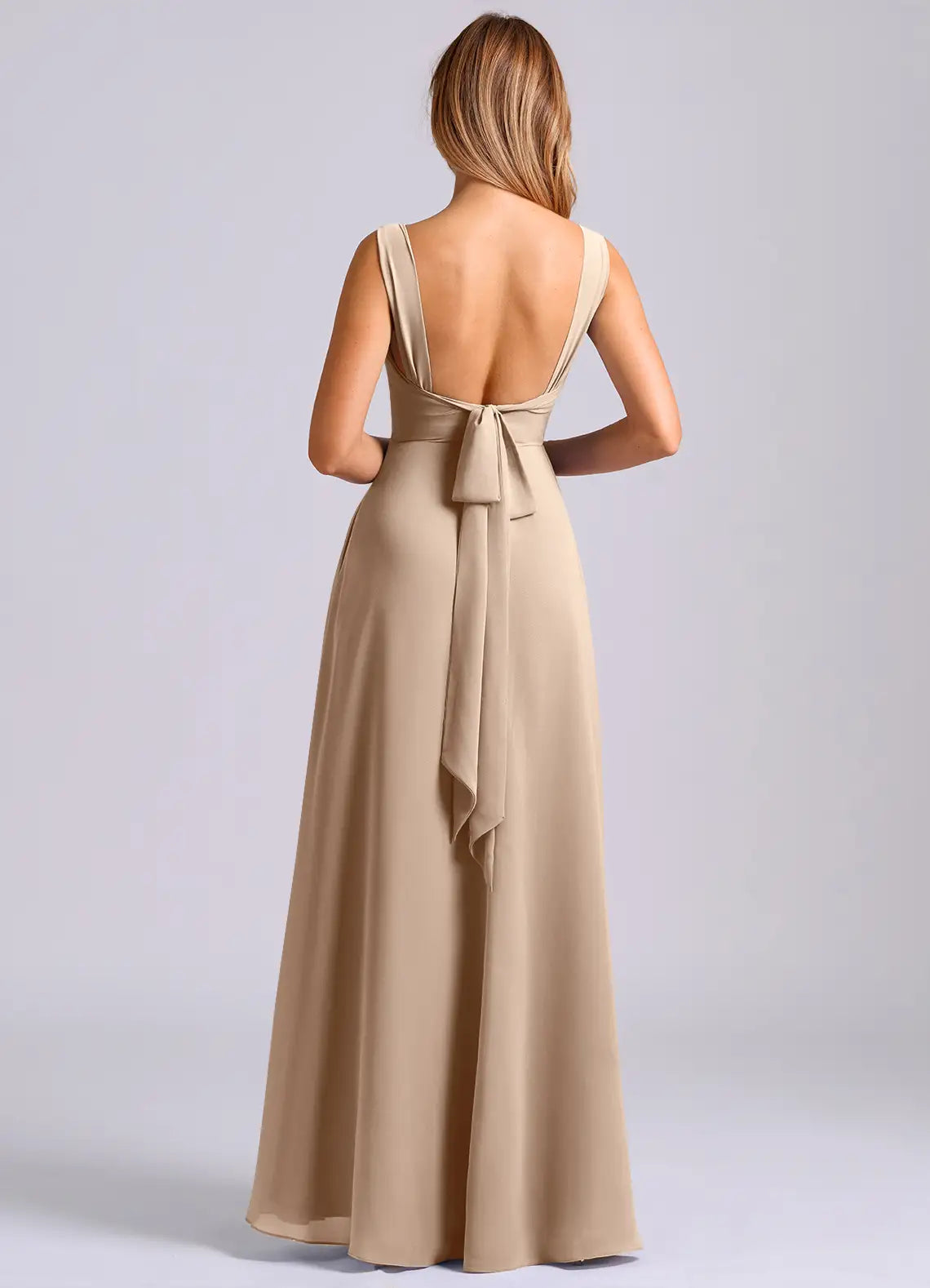 Bridesmaid Dresses Elegant Chiffon Cowl Neck Adjustable Spaghetti Strap Bow Back Floor-Length