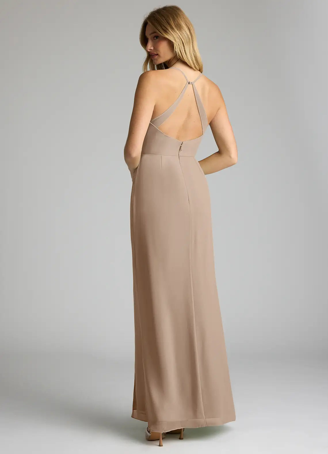 Bridesmaid Dresses Sleek Chiffon V-Neck Adjustable Spaghetti Strap Crisscross Back High Slit Floor-Length