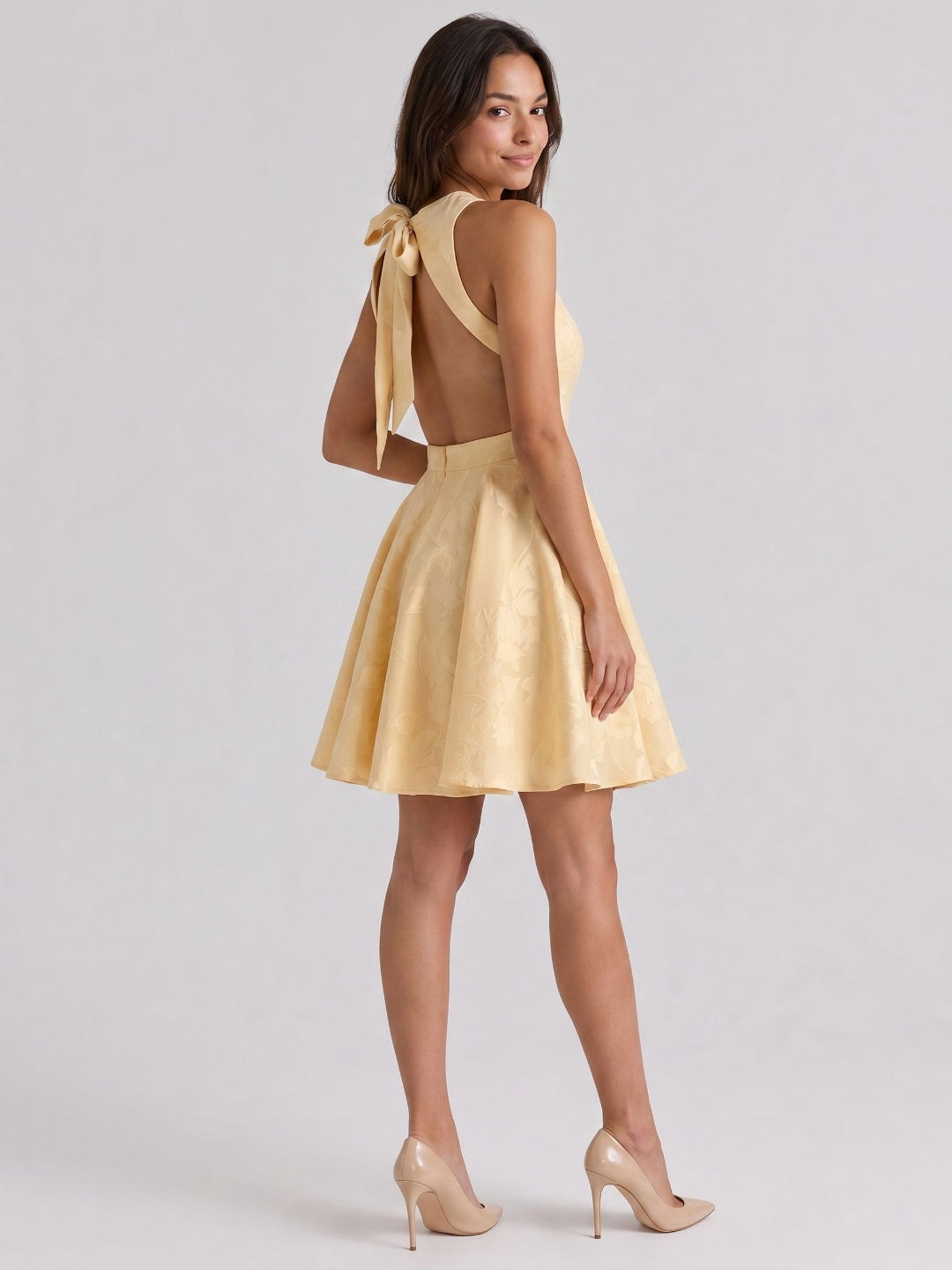 Butter Jacquard A-Line Scoop Neck Backless Short Party Dress with Bow