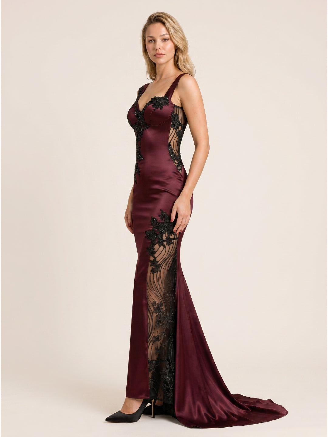 Cabernet Lace Mermaid V-Neck Backless Floor-Length Prom Dress with Beading
