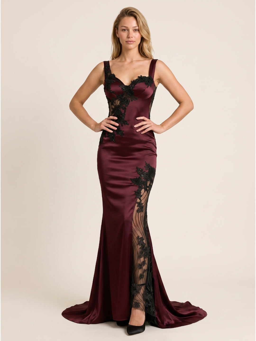 Cabernet Lace Mermaid V-Neck Backless Floor-Length Prom Dress with Beading
