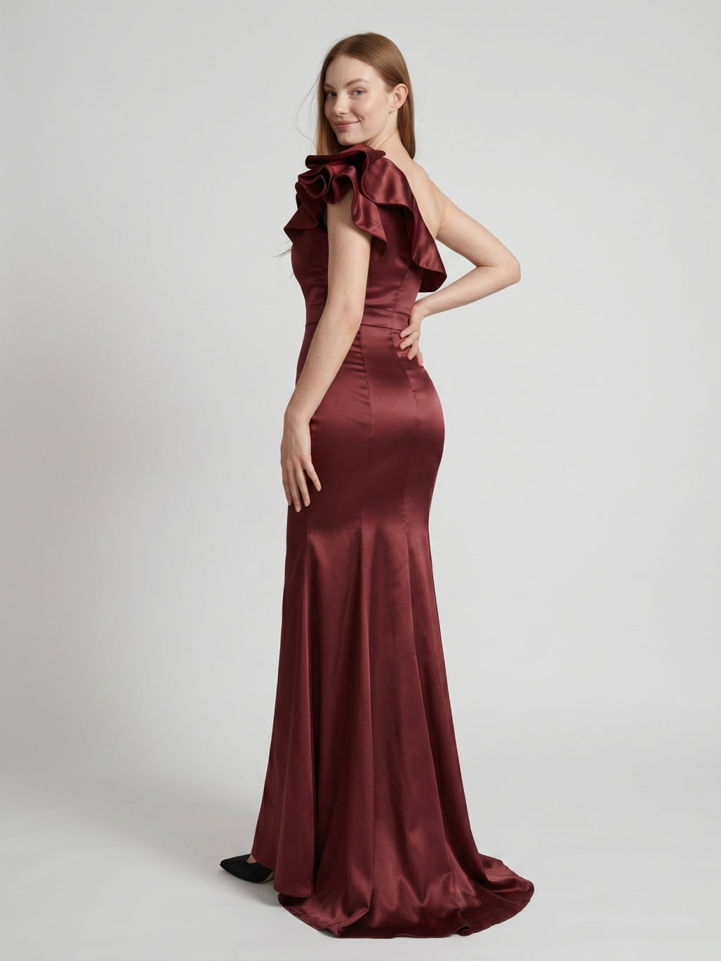 Cabernet Satin Mermaid One Shoulder Side Zip Floor-Length Bridesmaid Dress with Ruffle
