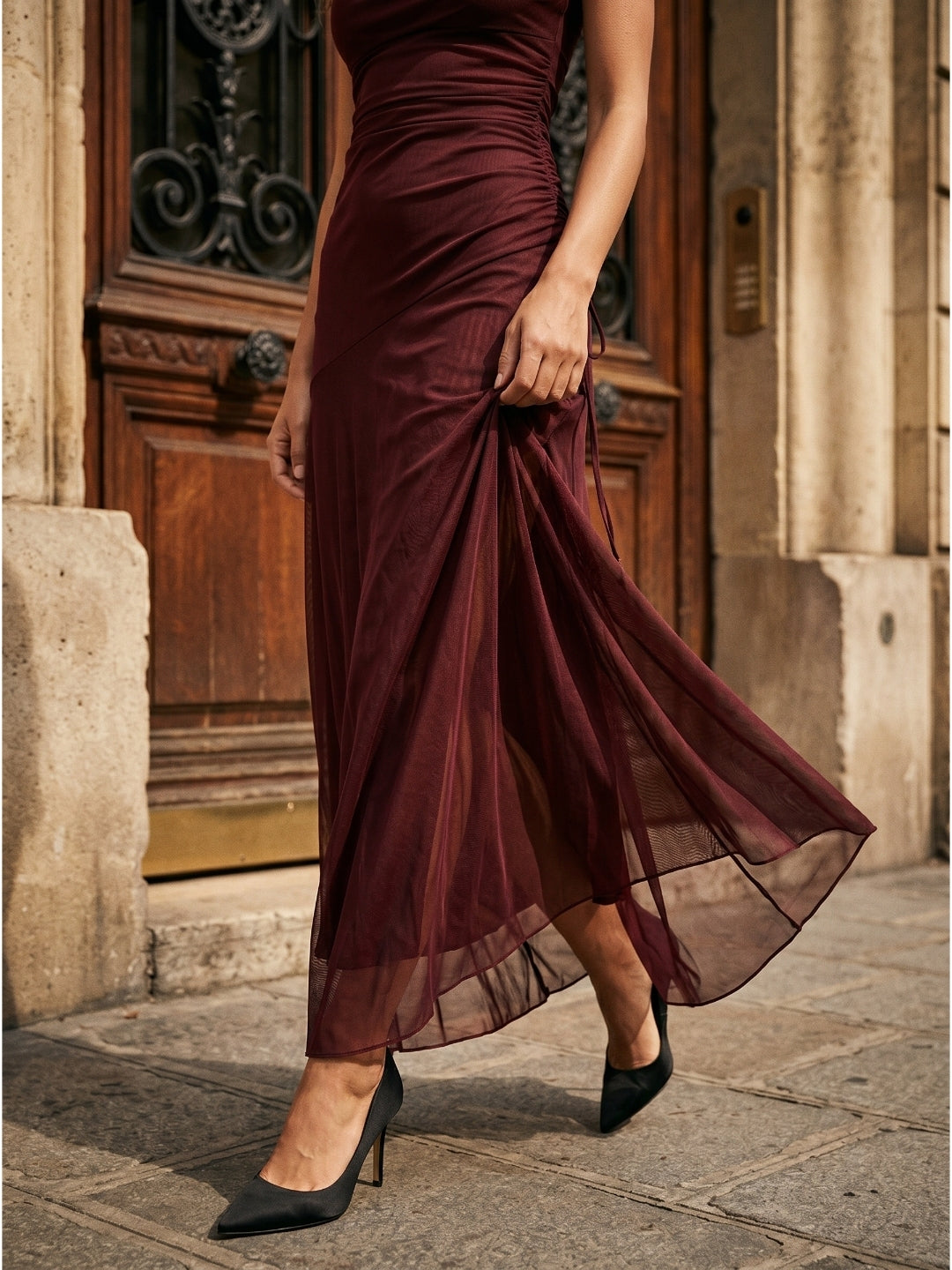 Cabernet Tulle Sheath Square Neck Backless Floor-Length Prom Dress with Pleating