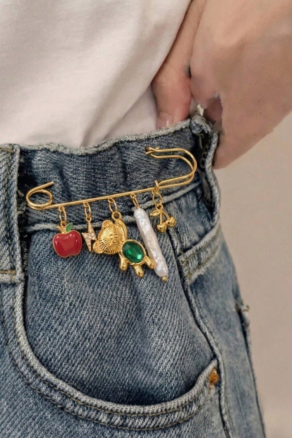 Cute Dangle Charms Gold Safety Pin Brooch Pin