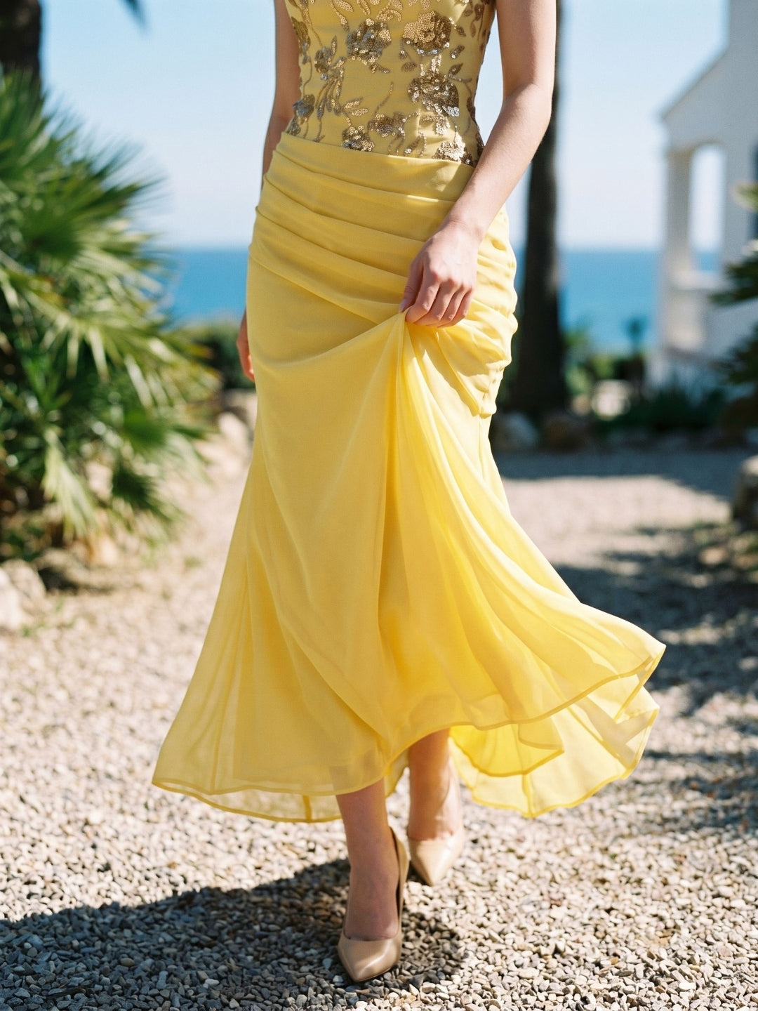 Daffodil Chiffon Mermaid Straight Neck Lace-Up Back Floor-Length Party Dress with Sequins