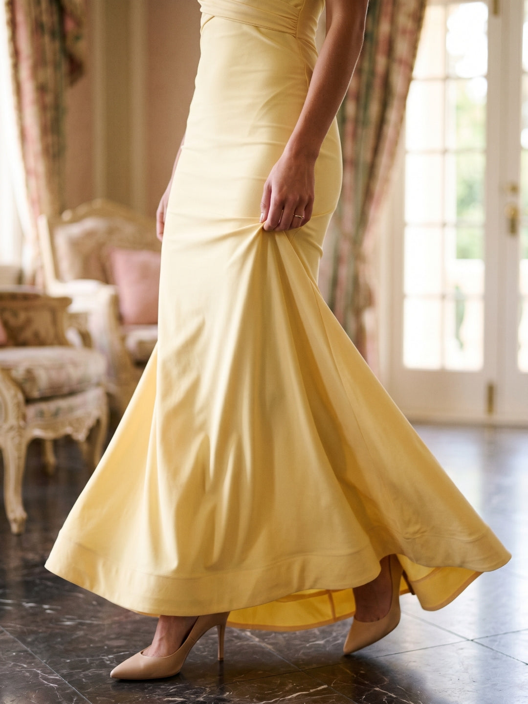 Daffodil Stretch Knit Mermaid V-Neck Lace-Up Back Floor-Length Prom Dress