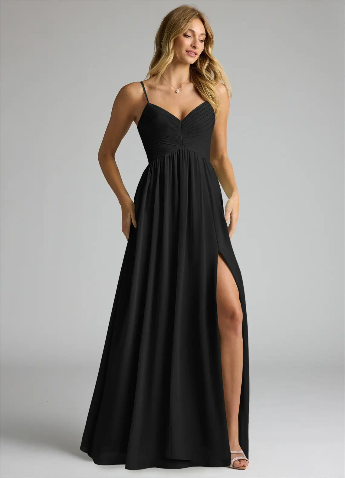 Elegant-chiffon-empire-waist-v-neck-spaghetti-strap-open-back-floor-length-bridesmaid-dress-with-high-slit