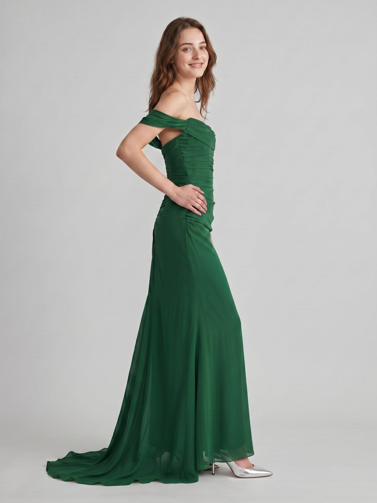 Emerald Chiffon Trumpet Off-the-Shoulder Backless Floor-Length Pleated Bridesmaid Dress