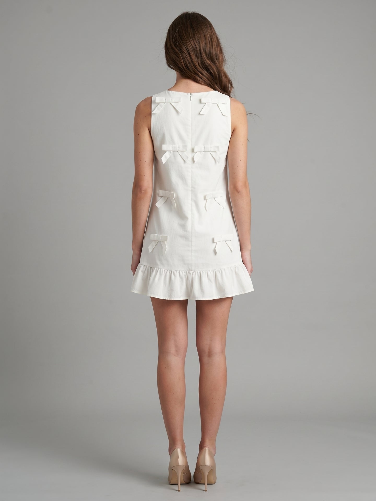 Ivory Chiffon Column V-Neck Back Zip Knee-Length Bridesmaid Dress with Bow