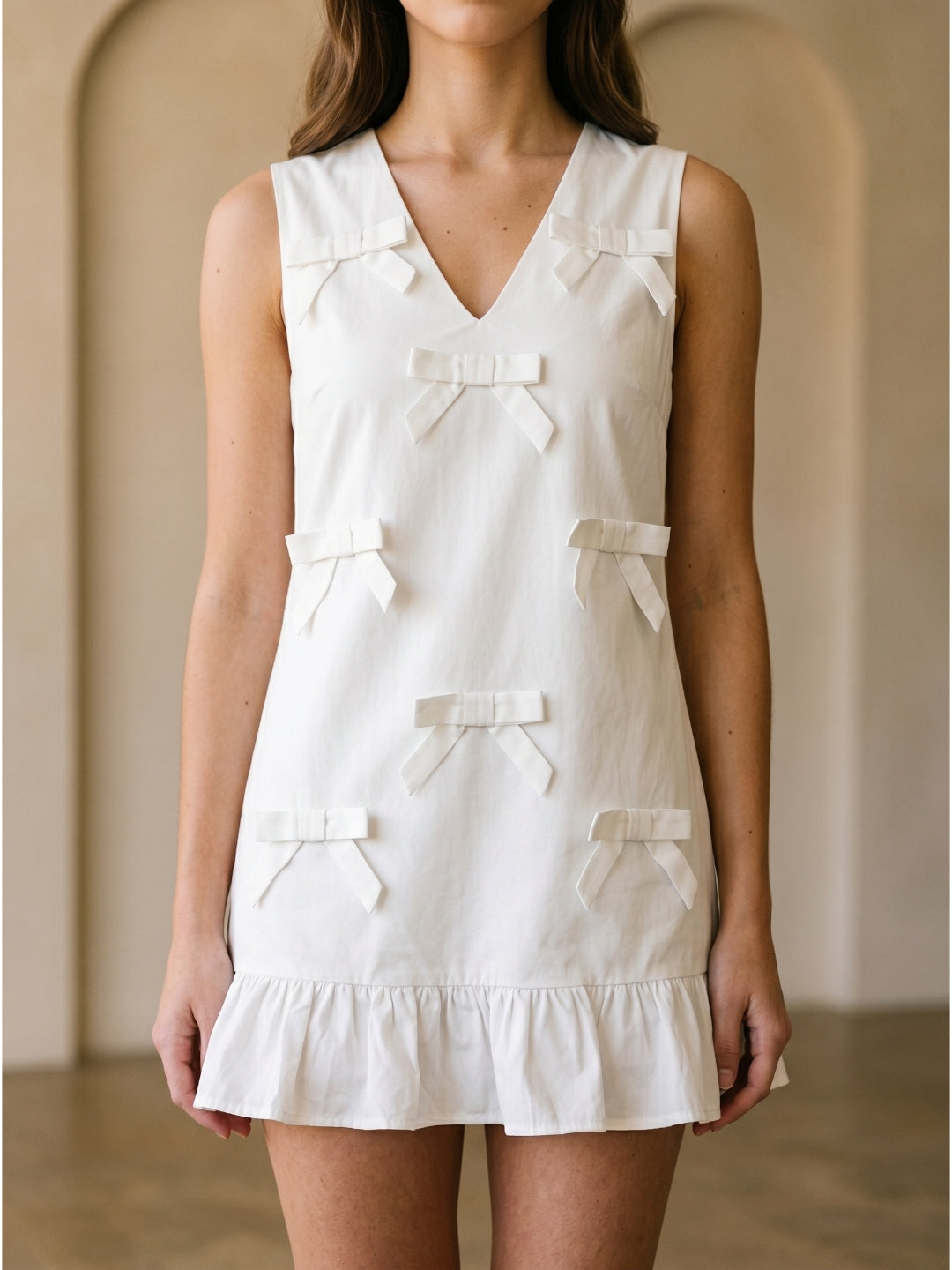 Ivory Chiffon Column V-Neck Back Zip Knee-Length Bridesmaid Dress with Bow