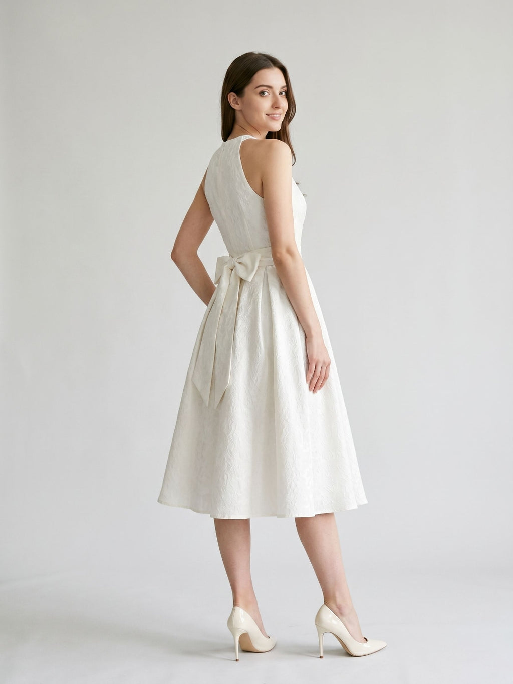 Ivory Jacquard A-Line Scoop Neck Back Zip Tea-Length Dress with Bow