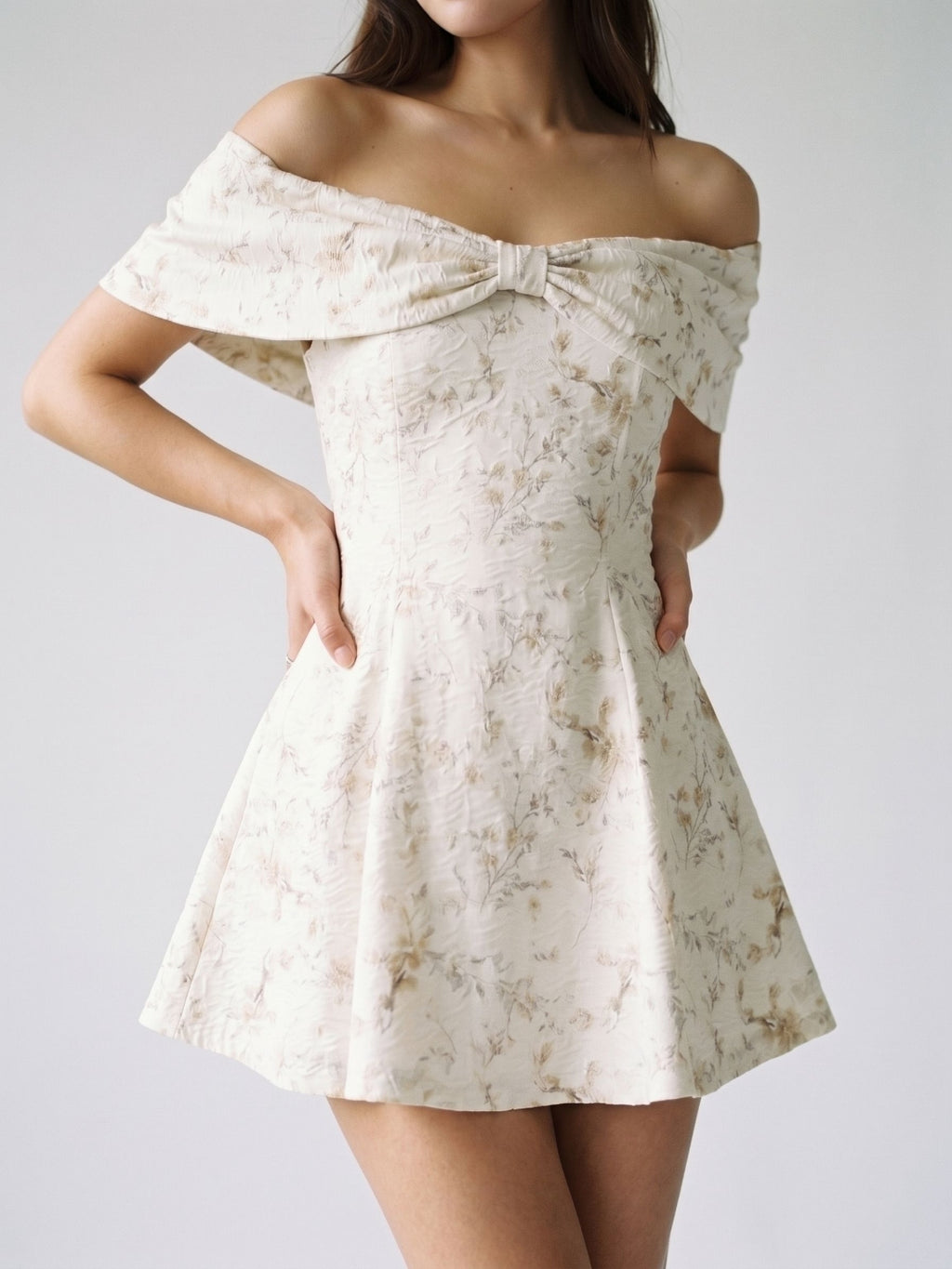 Ivory Jacquard A-Line Sweetheart Back Zip Short Dress with Pleating