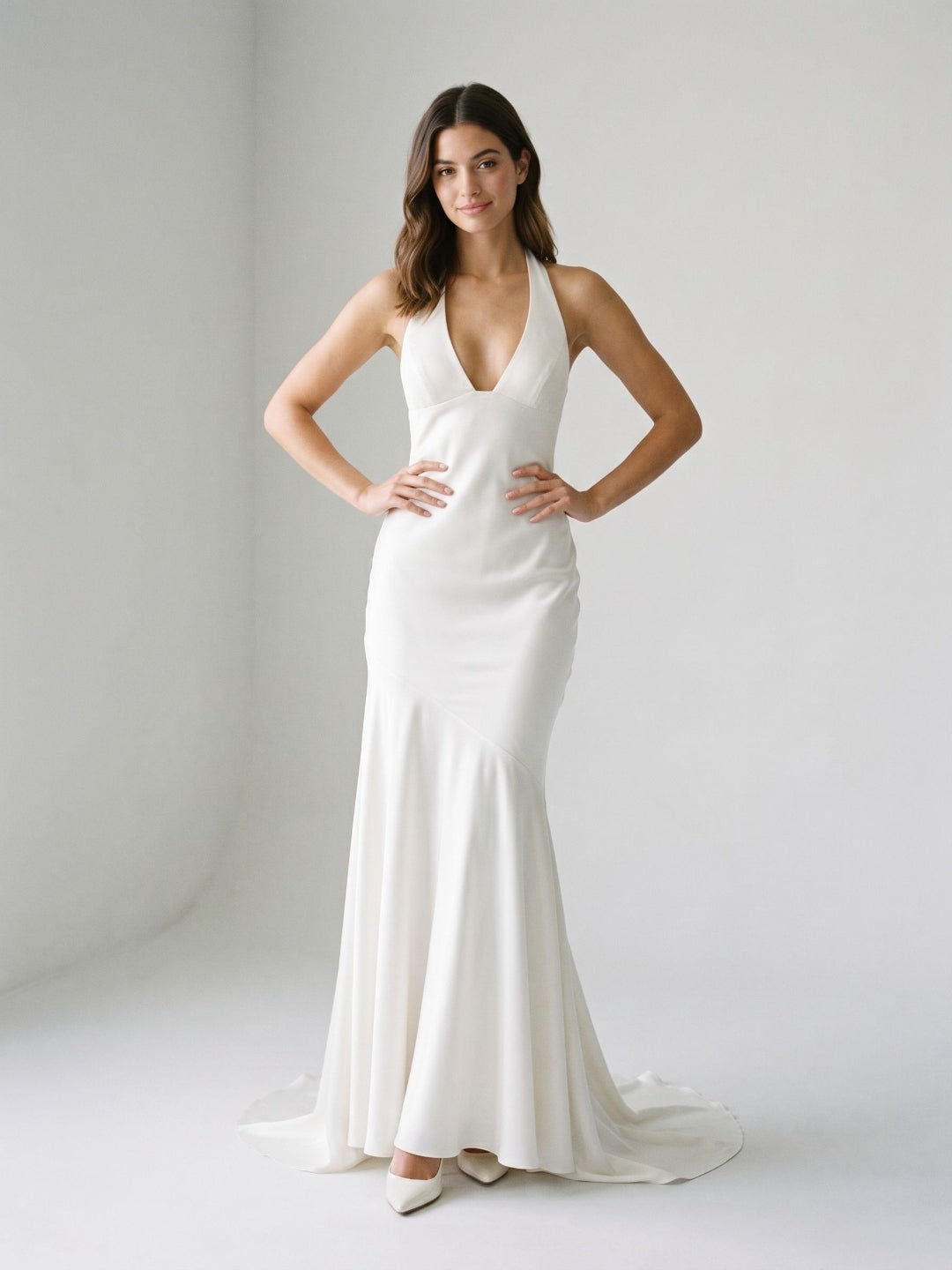 Ivory Matte Satin Sheath V-Neck Corset Back Floor-Length Formal Dress with Pleating