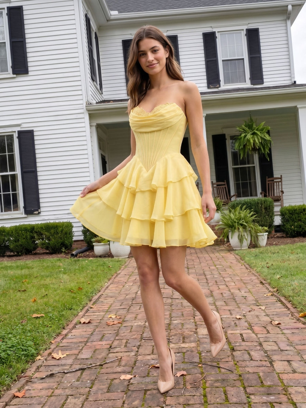 Lemon Chiffon A-Line Sweetheart Back Zip Mini Homecoming Dress with Pleats