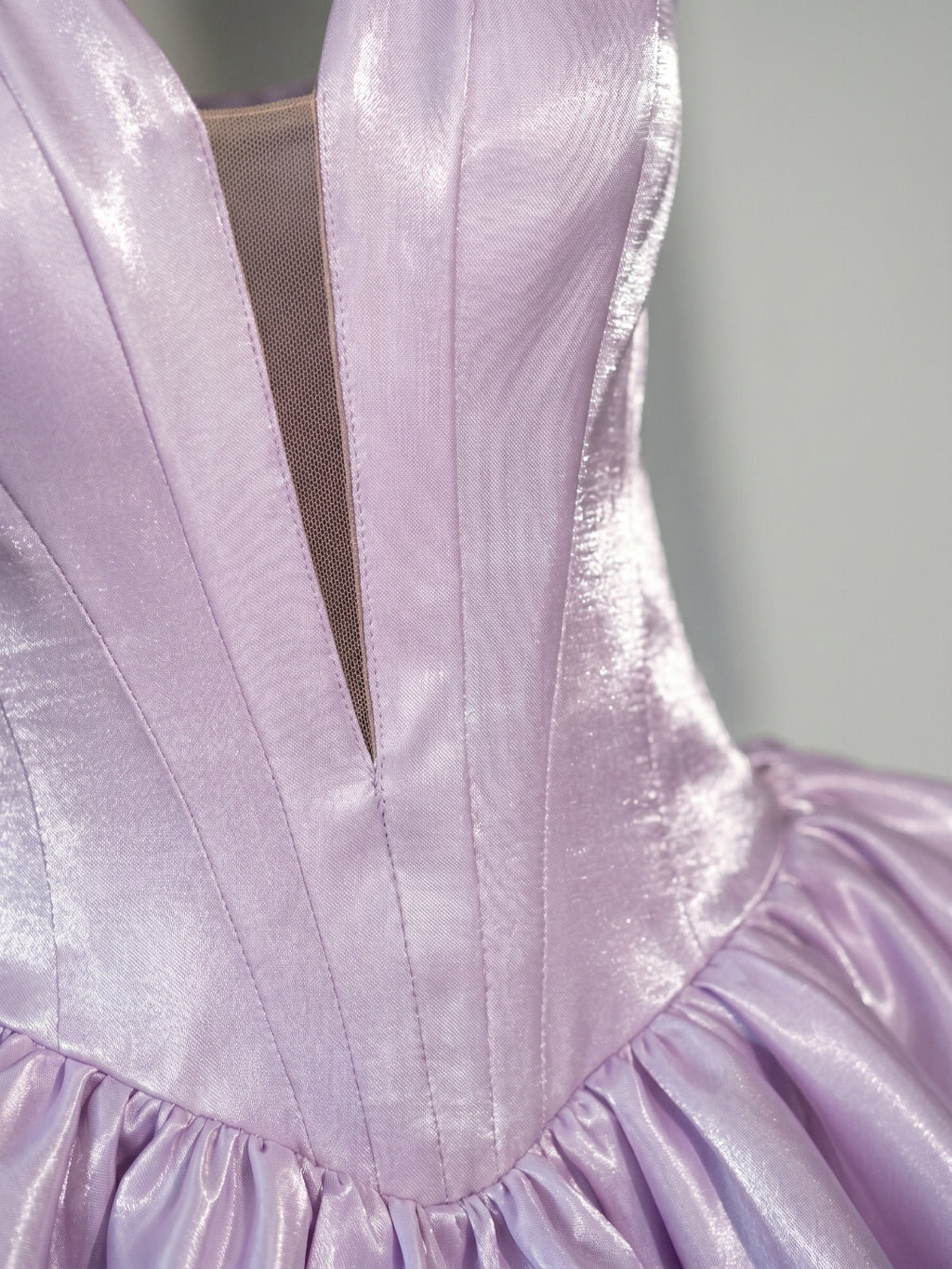Lilac Satin A-Line Sweetheart Backless Short Homecoming Dress with Pleating
