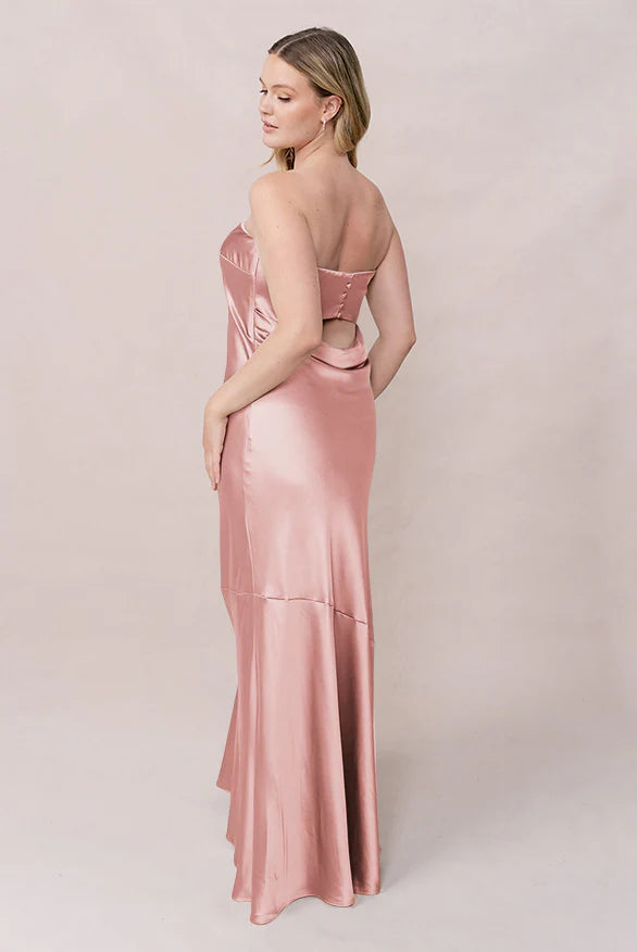 Luxe Satin Strapless Sweetheart Neck Open Back Mermaid Bridesmaid Dress with Pockets Floor-Length Hem