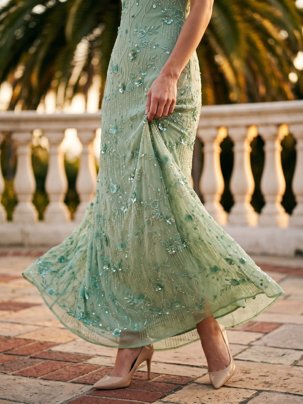 Mint Green Chiffon Column V-Neck Criss-Cross Straps Floor-Length Formal Dress with Beading