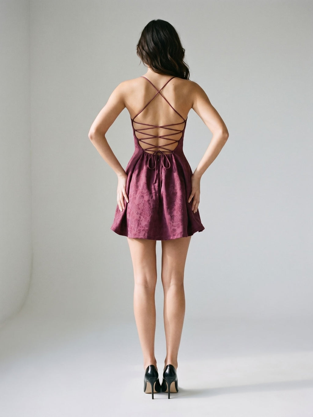 Mulberry Jacquard A-Line Straight Neck Criss-Cross Straps Short Dress with Pleating