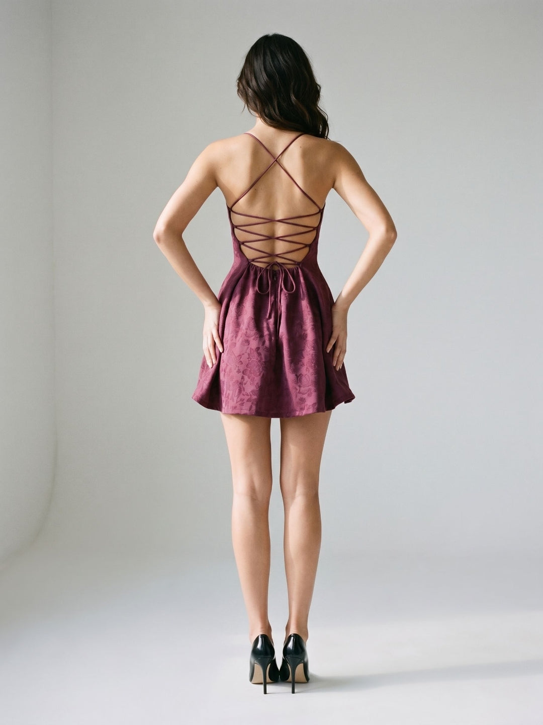 Mulberry Jacquard A-Line Straight Neck Criss-Cross Straps Short Dress with Pleating