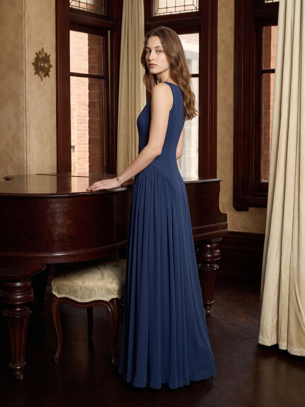 Navy Blue Chiffon A-Line Scoop Neck Floor-Length Bridesmaid Dress with Pleated Elements