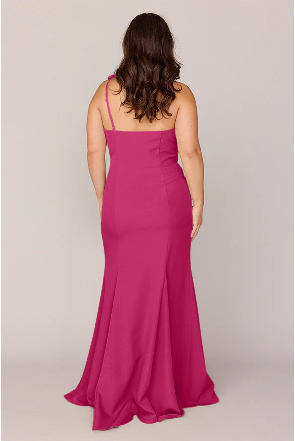 One Shoulder Bow Detail Bridesmaid Dresses with Mermaid Silhouette and Front Slit Formal Gown