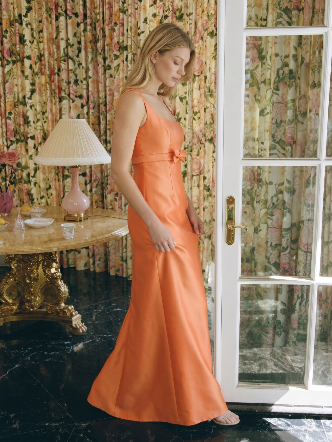 Refined Orange Satin Sheath Square Neck Backless Floor-Length Bridesmaid Dress with Bow