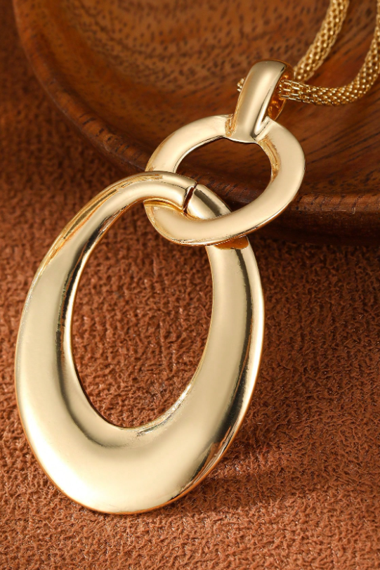 Modern Linked Oval Gold Pendant Long Necklace
