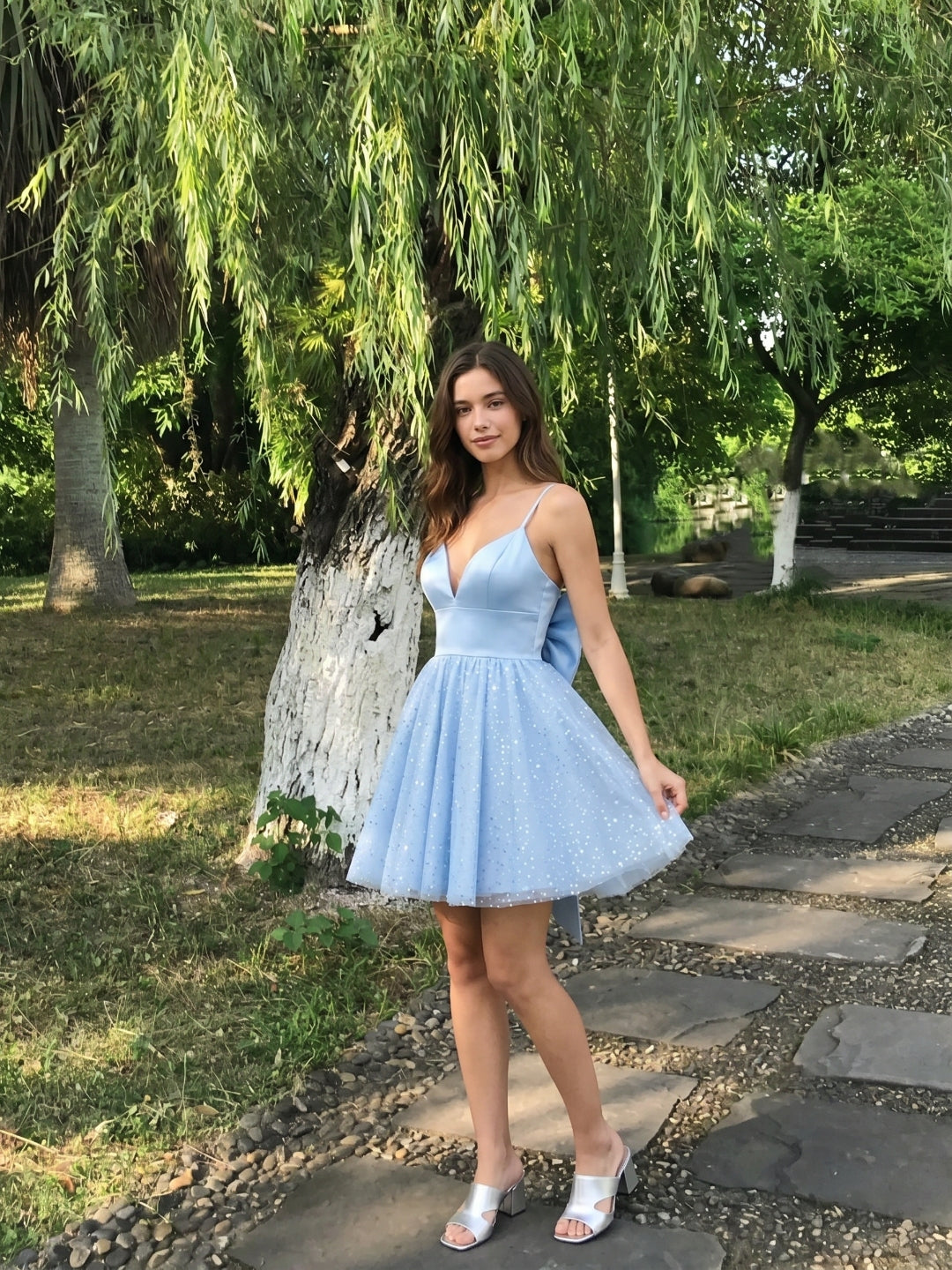 Sky Blue Satin A-Line Sweetheart V-Back Short Homecoming Dress with Bow