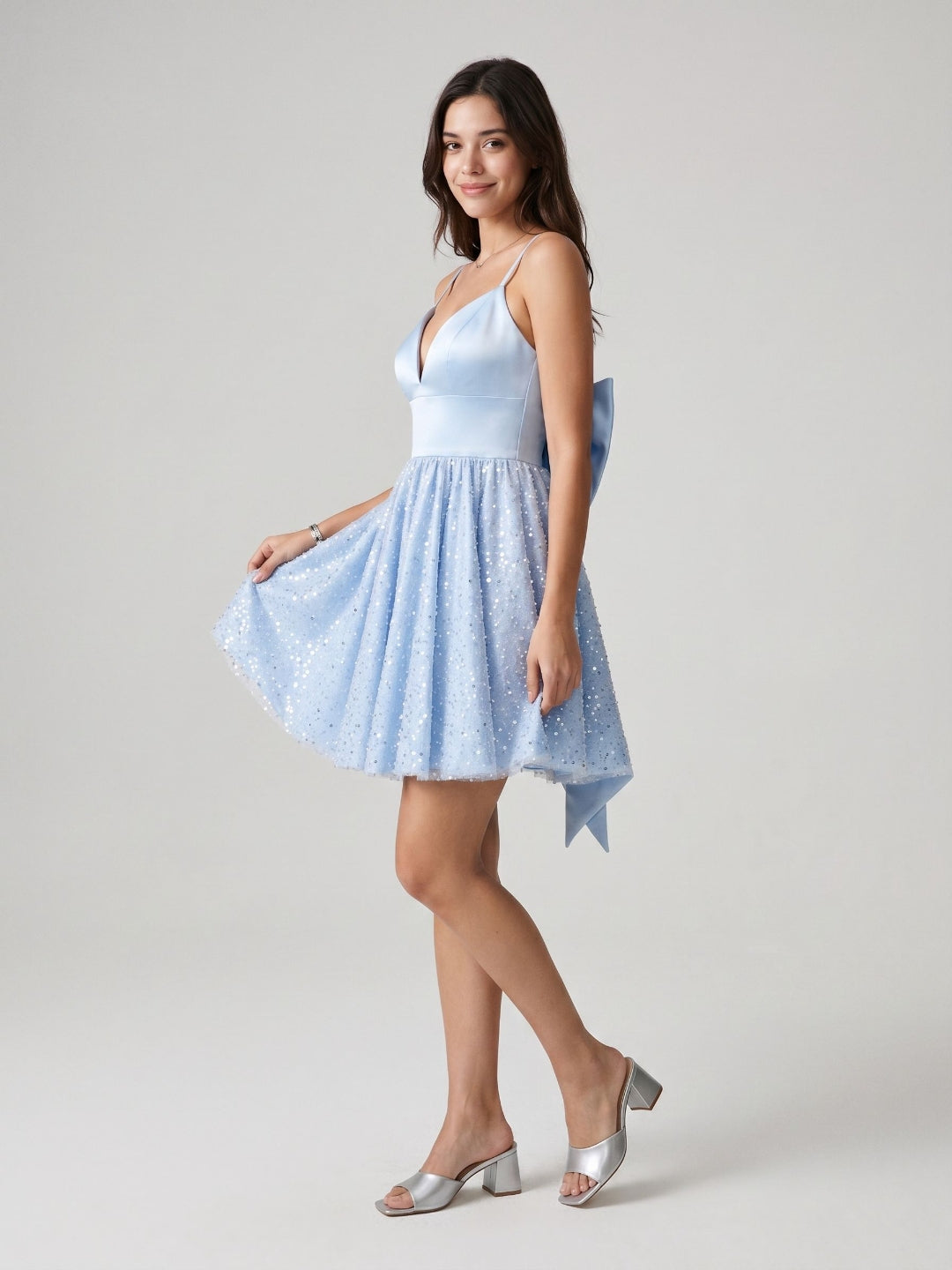 Sky Blue Satin A-Line Sweetheart V-Back Short Homecoming Dress with Bow