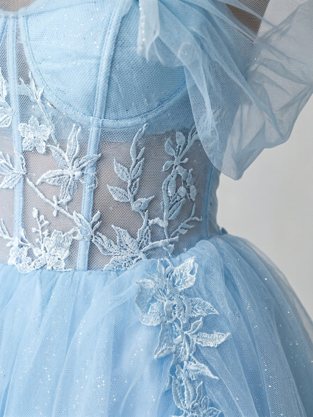 Sky Blue Tulle A-Line Off-the-Shoulder Criss-Cross Straps Short Homecoming Dress with Floral Trim