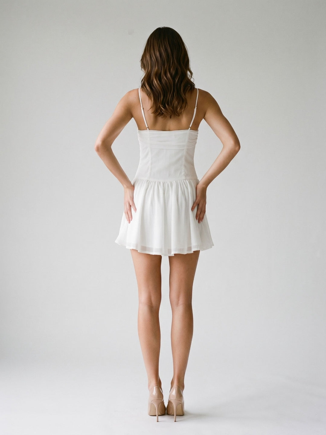 White Chiffon A-Line Sweetheart Backless Short Dress with Pleating