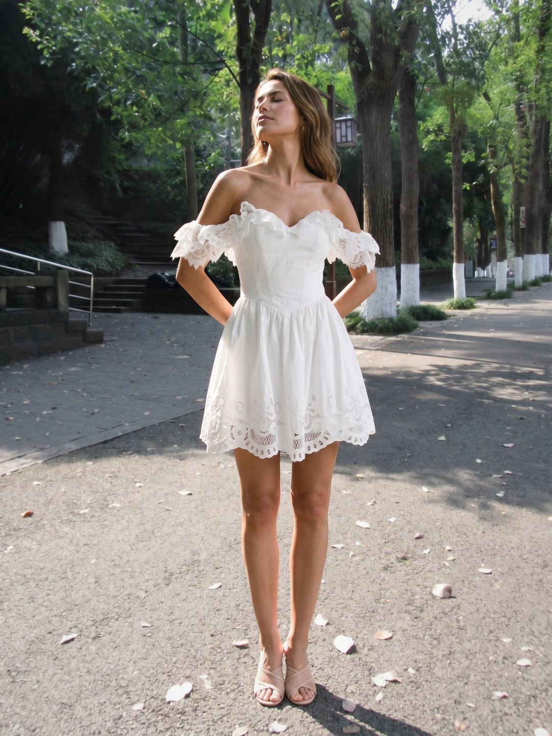 White Lace A-Line Sweetheart Backless Mini Homecoming Dress with Bow