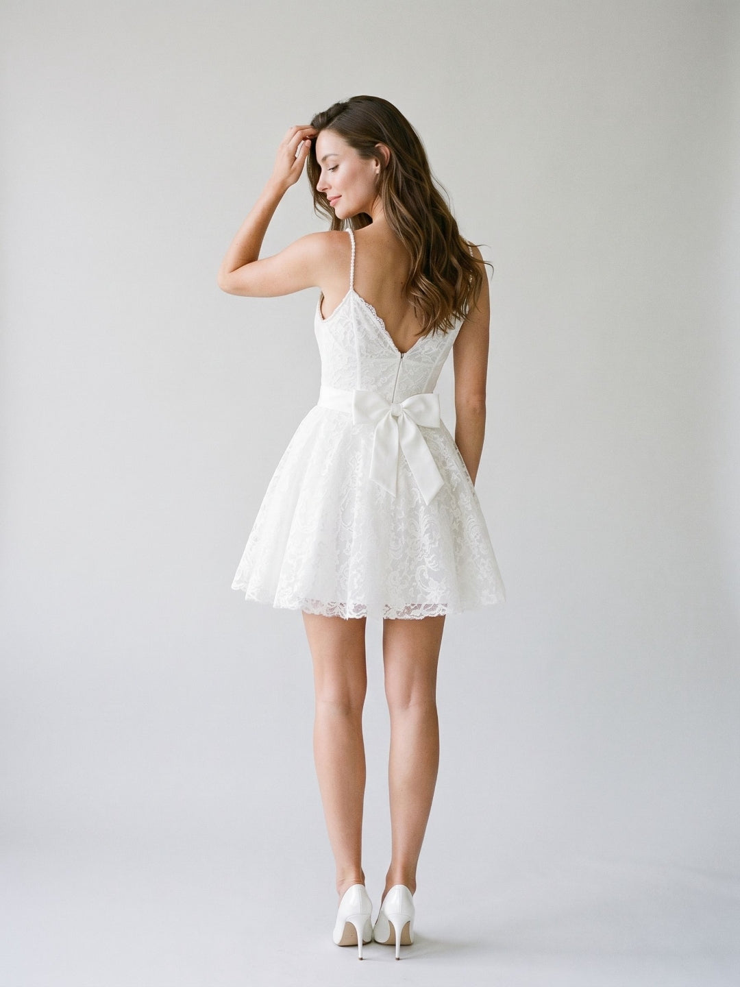 White Lace A-Line V-Neck Backless Short Homecoming Dress with Bow