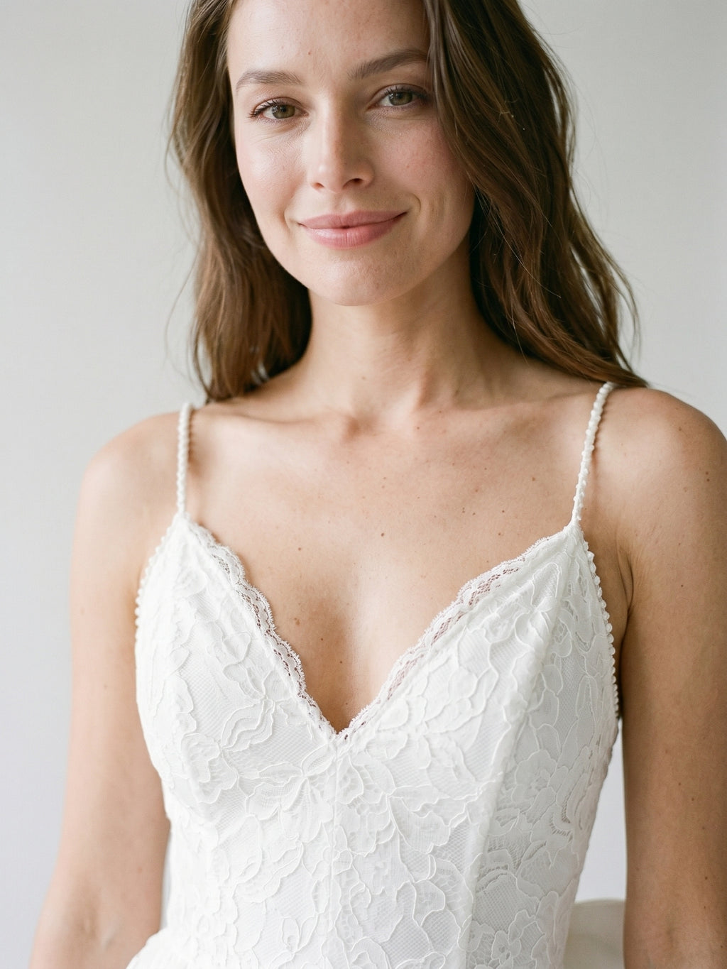 White Lace A-Line V-Neck Backless Short Homecoming Dress with Bow